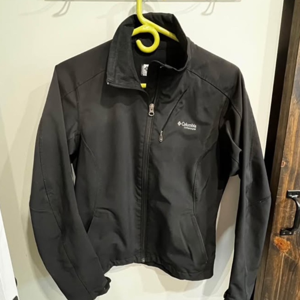 Columbia soft shell Black Jacket
